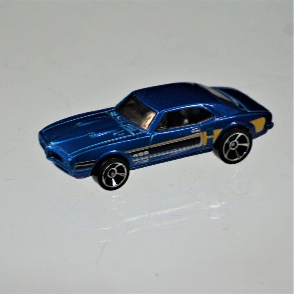 2009 Hot Wheels Blue '67 Pontiac Firebird 400